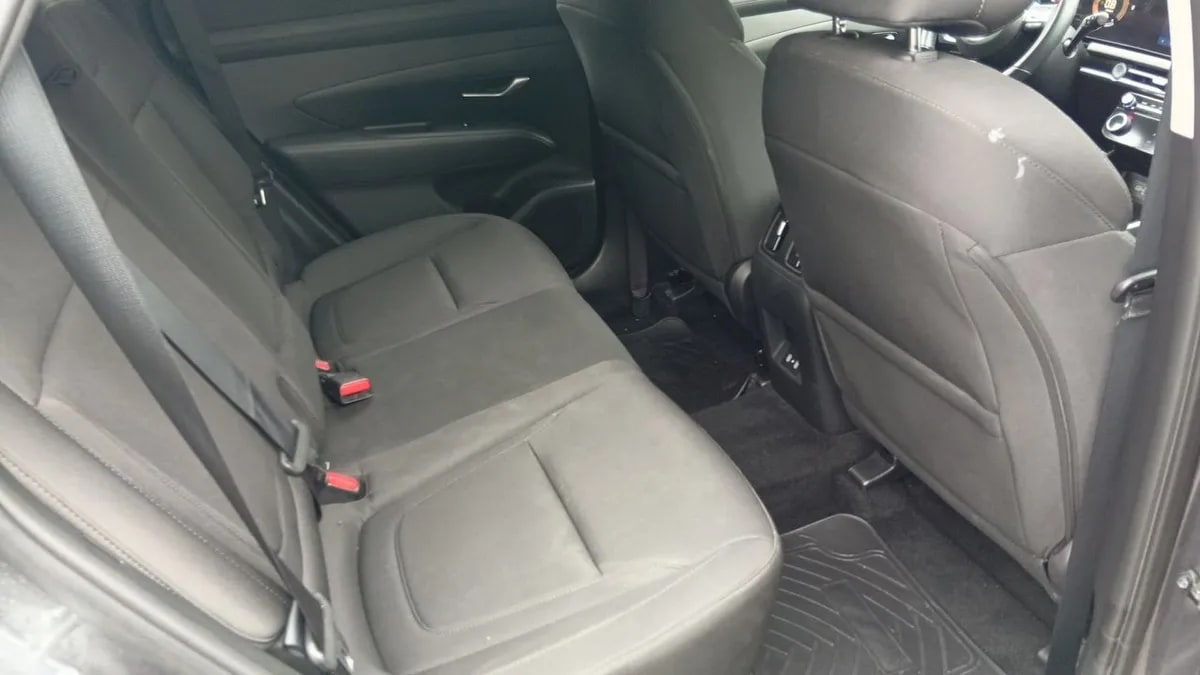 Hyundai Tucson 2.0 Nx4 Plus Fl Diesel 2wd At 5p año 2025