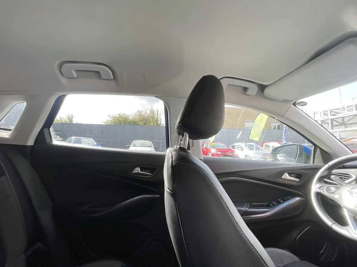 Opel Grandland 1.5 Dynamic Td Diesel At8 5p año 2021