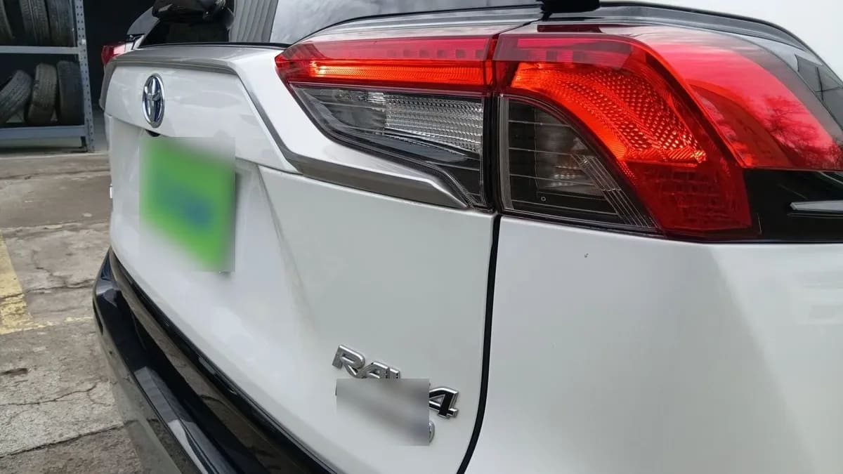 Toyota Rav 4 2.5 Xse Hybrid 4x2 Cvt At 5p año 2024