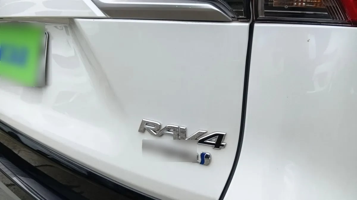 Toyota Rav 4 2.5 Xse Hybrid 4x2 Cvt At 5p año 2024