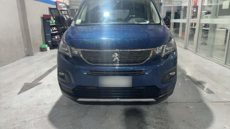 Peugeot Rifter 1.2 Allure Puretech 130hp 4x2 Eat8 5p año 2024