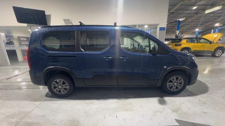 Peugeot Rifter 1.2 Allure Puretech 130hp 4x2 Eat8 5p año 2024