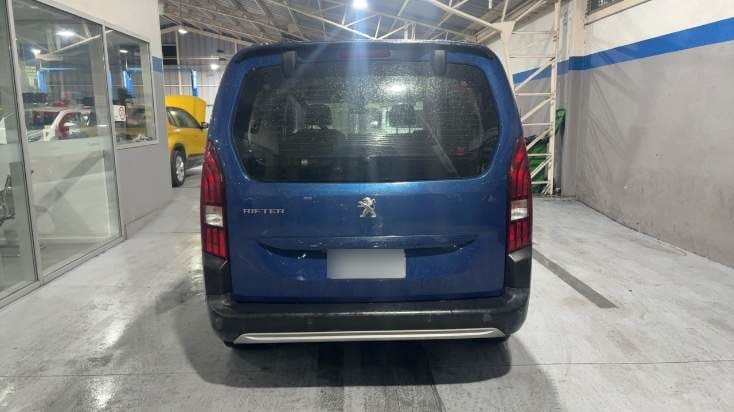 Peugeot Rifter 1.2 Allure Puretech 130hp 4x2 Eat8 5p año 2024