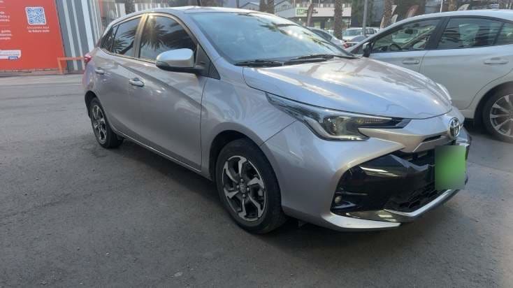 Toyota Yaris 1.5 Sport 4x2 Hb Mt 5p año 2024