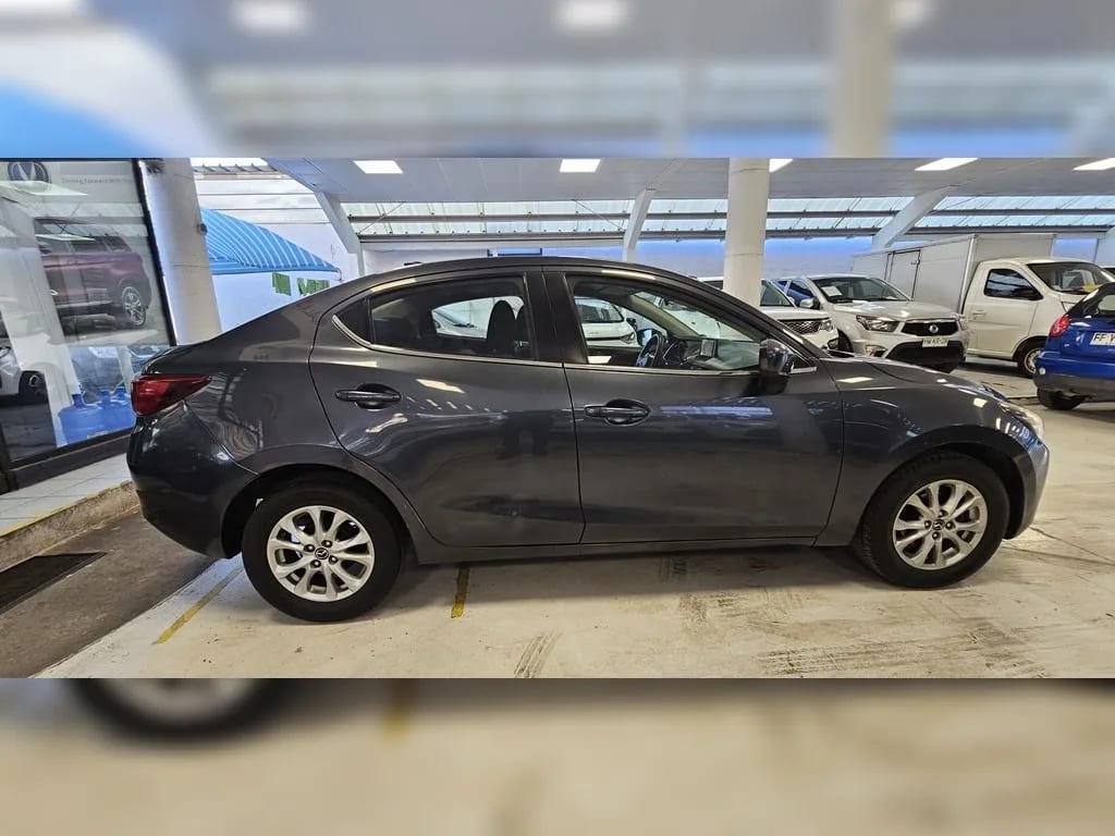 Mazda 2 Sedan Mazda New 2 1.5 año 2016