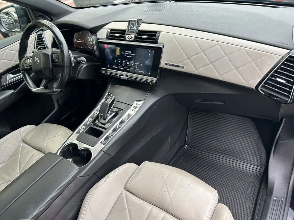 DS Automobiles Ds7 Crossback 2.0 Crossback Bluehdi 180 S&s Performance Line At Diesel año 2022