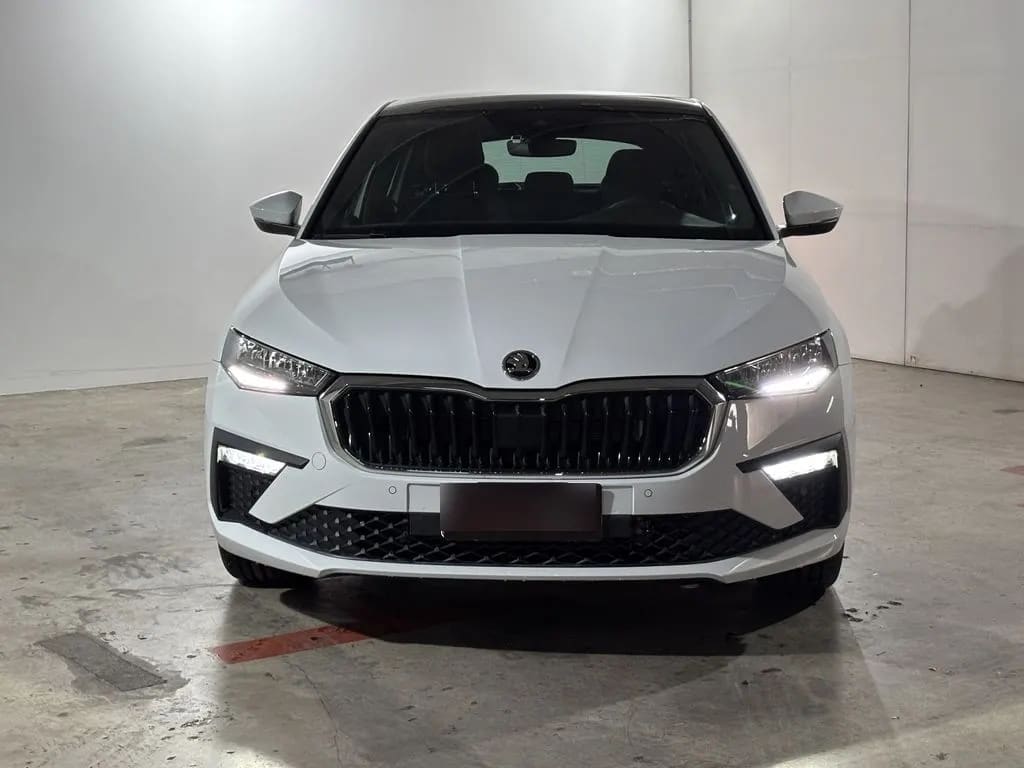 Skoda Scala 1.5 Tsi At - Design año 2025