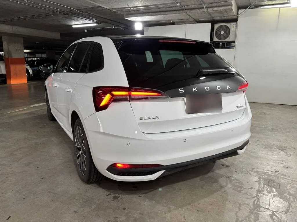Skoda Scala 1.5 Tsi At - Design año 2025