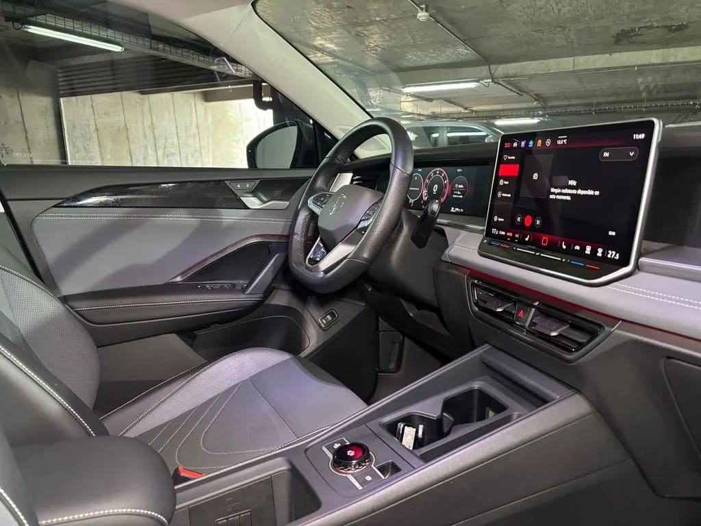 Volkswagen Tiguan Tsi 4x2 1.4 At año 2026