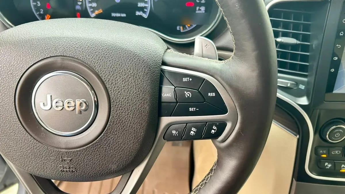 Jeep Grand Cherokee Overland 4x4 5.7 Aut año 2018