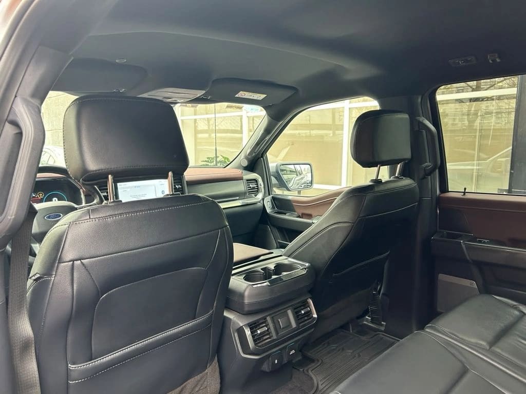 Ford F-150 Lariat Sport 4x4 5.0l año 2024