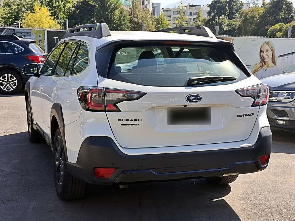 Subaru Outback 2.5 Awd Cvt At 5p Field Edition año 2024
