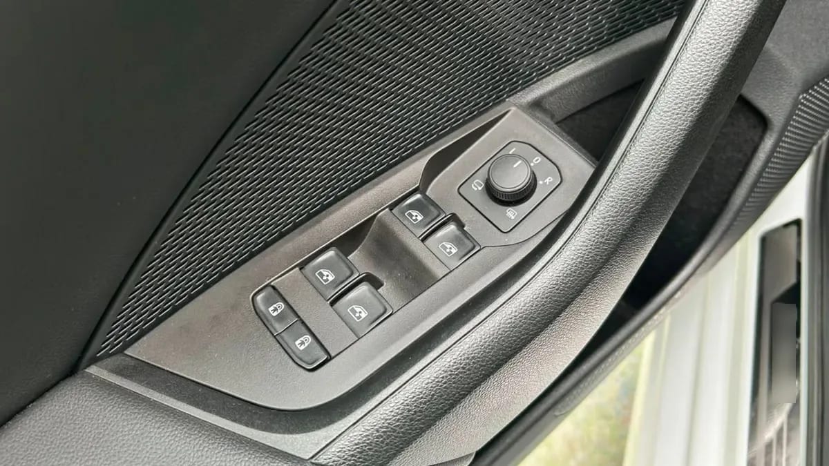 Skoda Octavia 1.4 Tsi Ambition 4x2 Tiptronic At8 5p año 2025