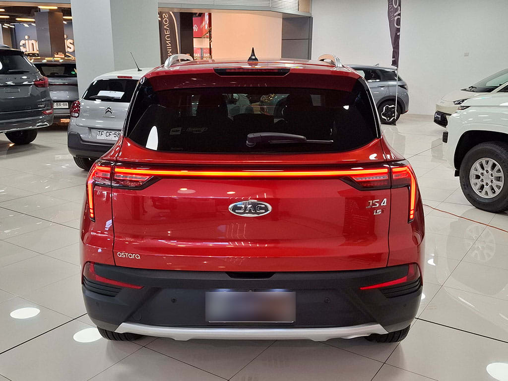 JAC Js4 1.5 Luxury At año 2024