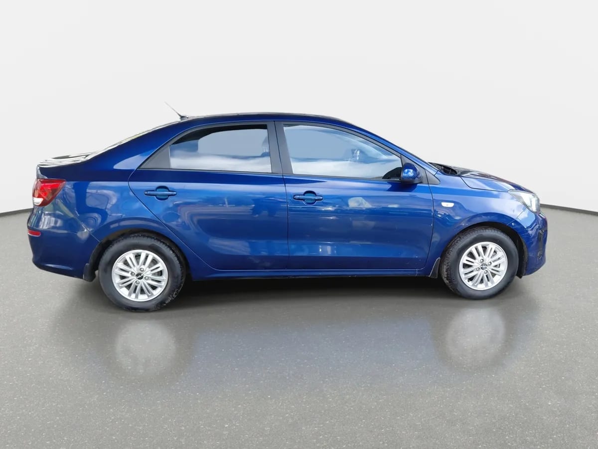Kia Soluto 1.4 Ex Full 4x2 Srf Mt 4p año 2024
