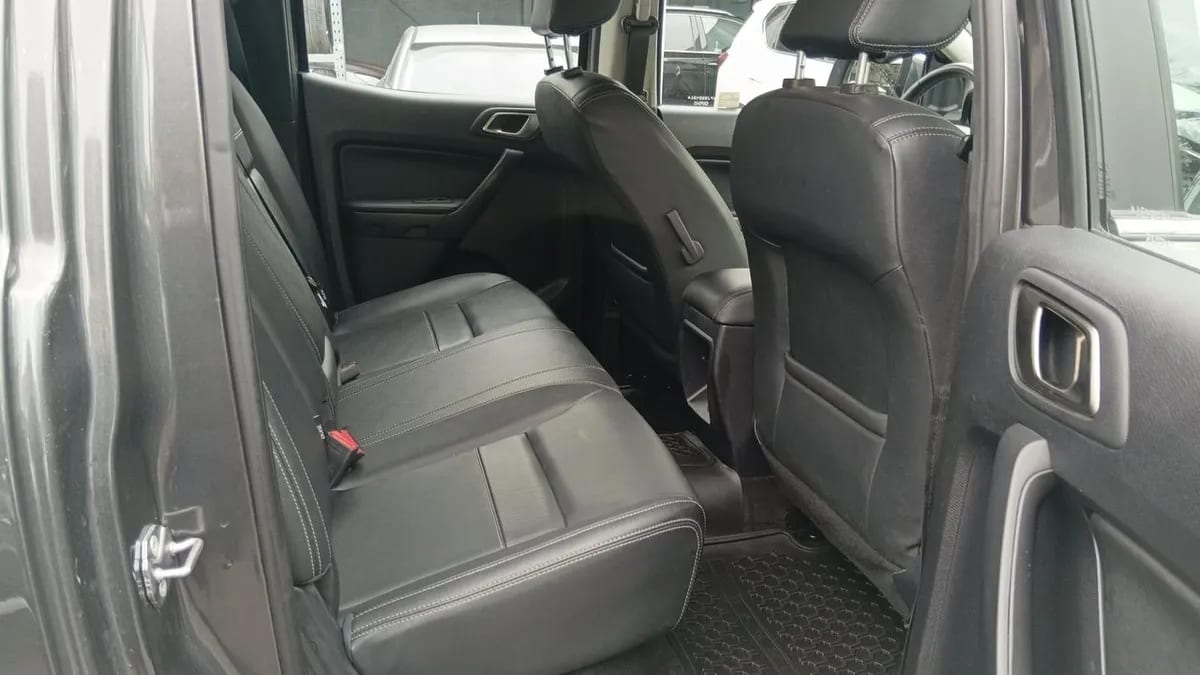 Ford Ranger 3.2 Ltd 4x4 Diesel Dob. Cab. At 4p año 2023