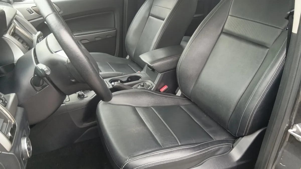 Ford Ranger 3.2 Ltd 4x4 Diesel Dob. Cab. At 4p año 2023