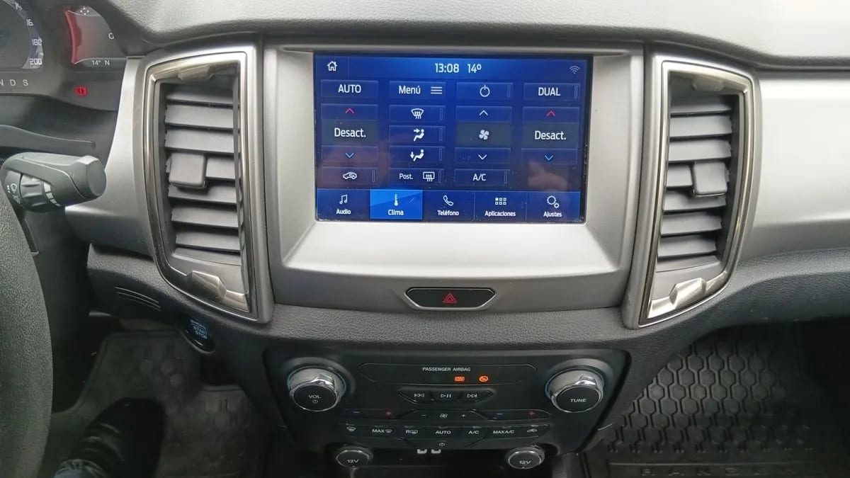 Ford Ranger 3.2 Ltd 4x4 Diesel Dob. Cab. At 4p año 2023