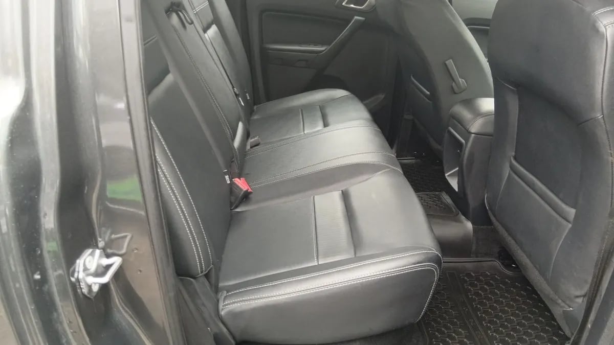 Ford Ranger 3.2 Ltd 4x4 Diesel Dob. Cab. At 4p año 2023