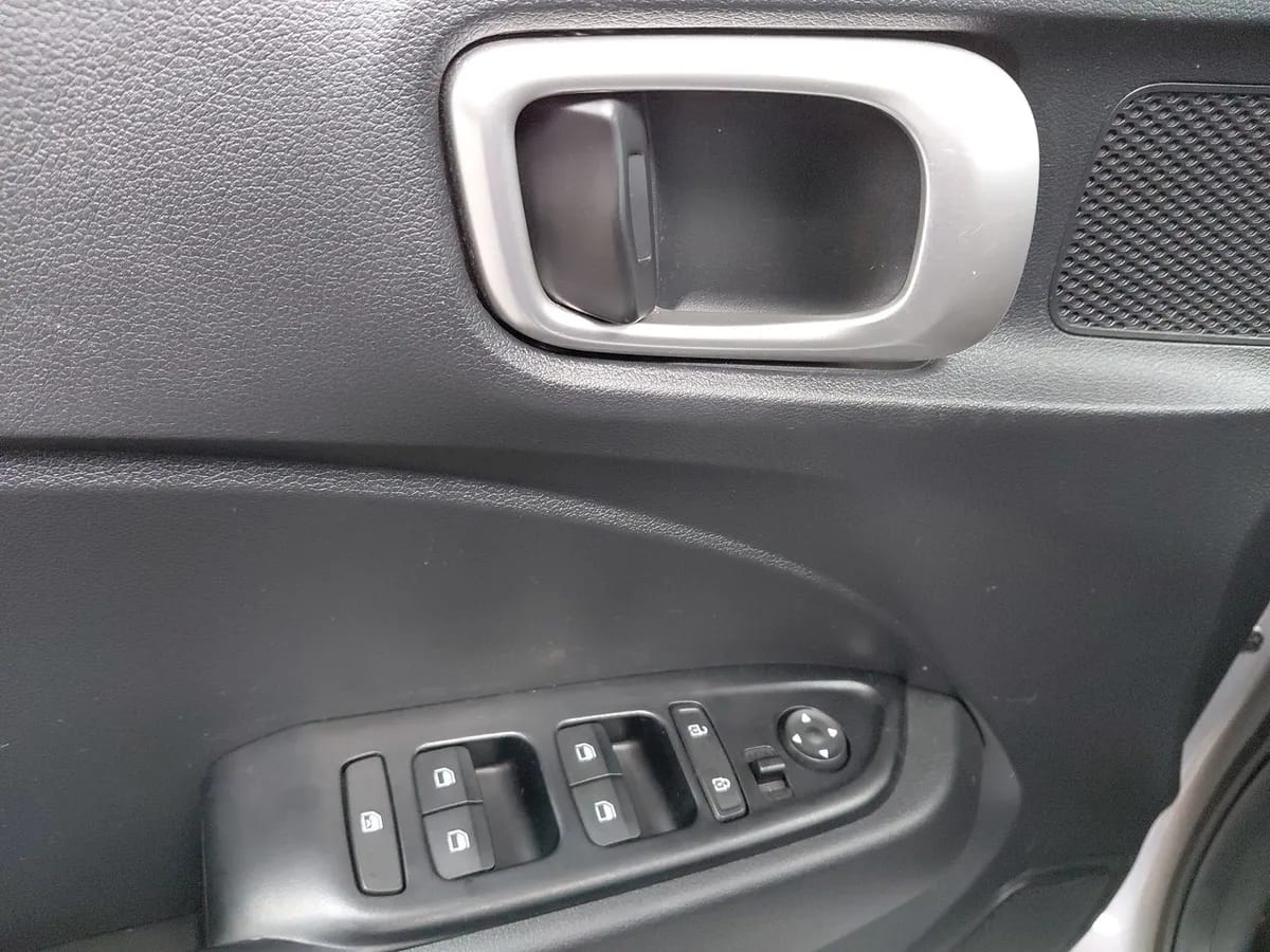Hyundai Venue 1.6 Qx Go 4x2 Mt 5p año 2026