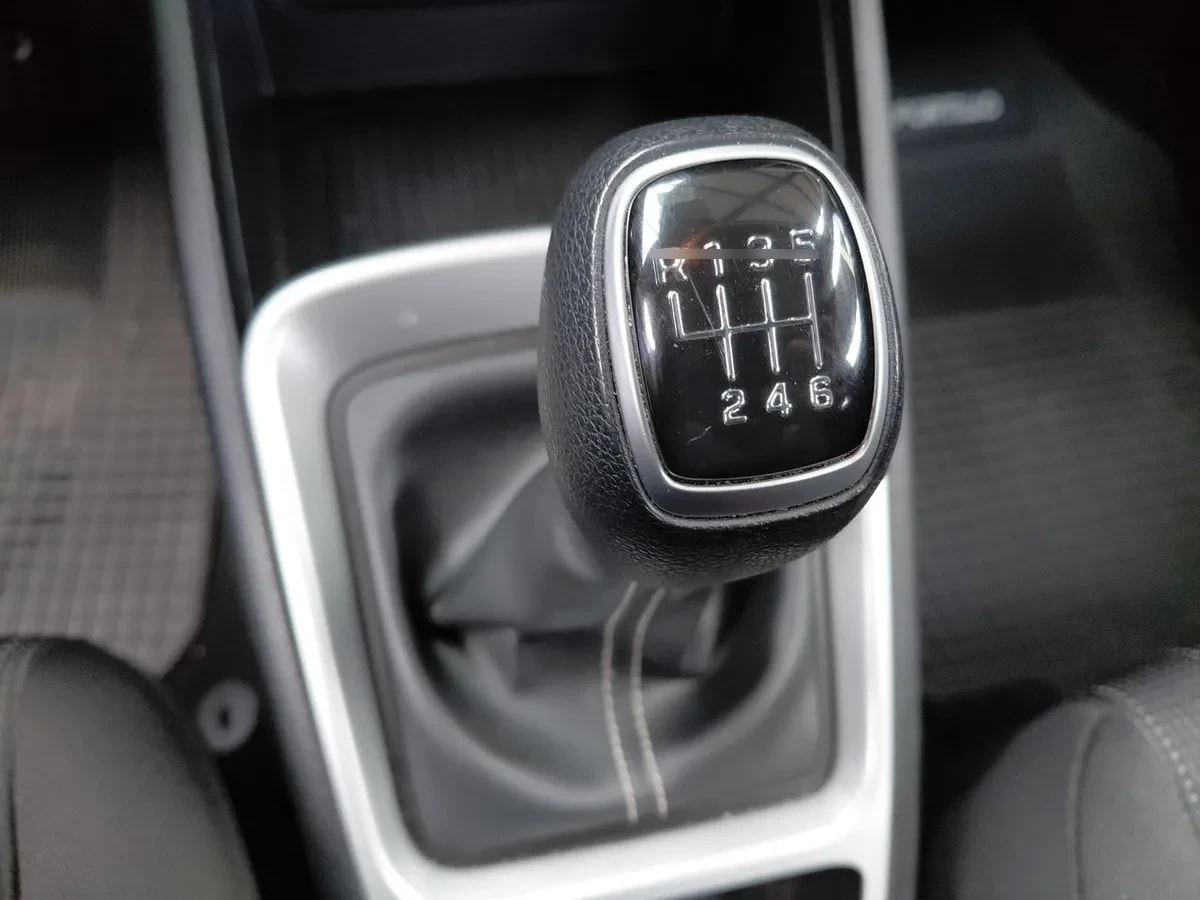 Hyundai Venue 1.6 Qx Go 4x2 Mt 5p año 2026