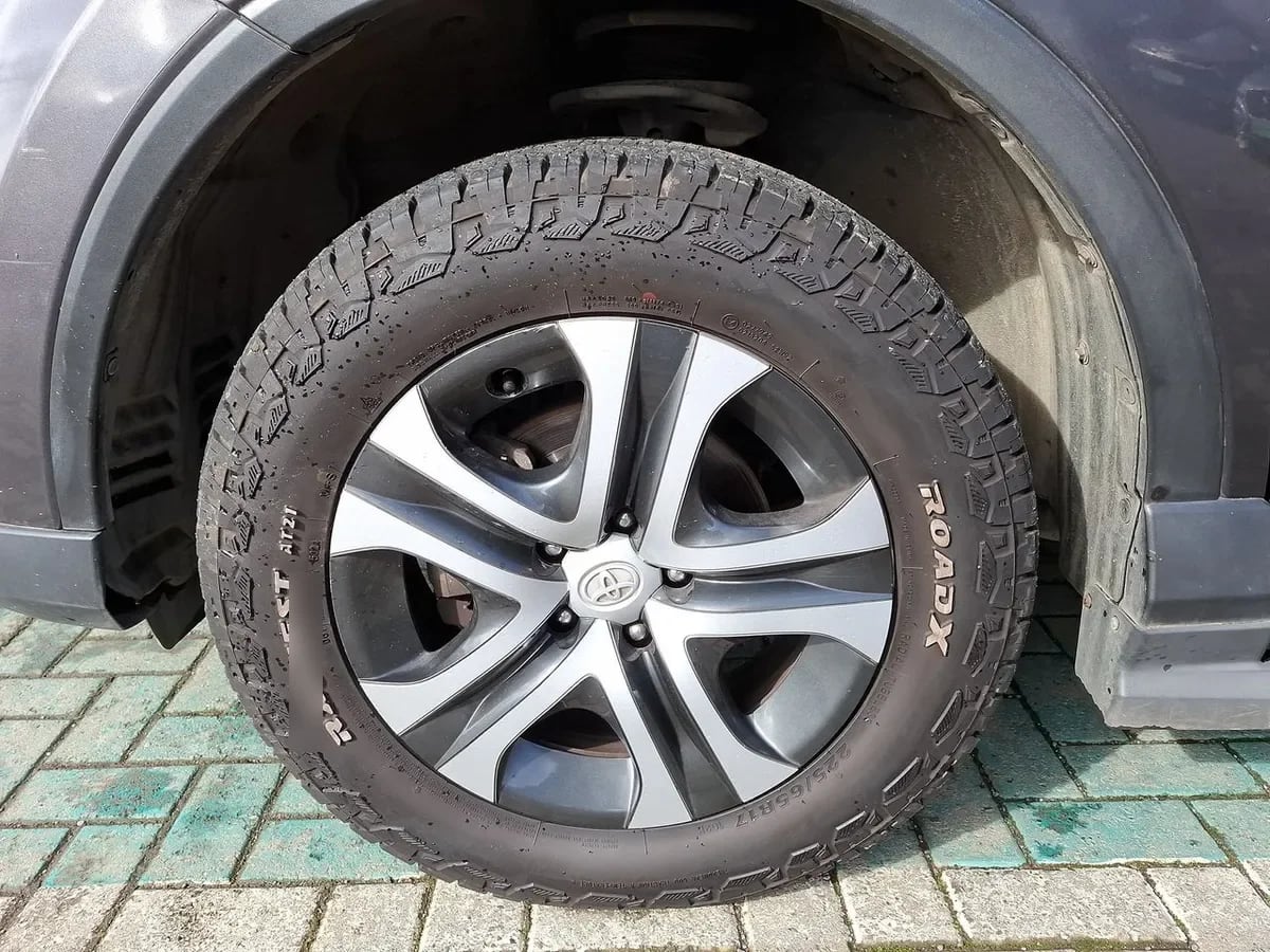 Toyota Rav 4 2.0 Adventure 4x2 Lujo Mt 5p año 2019
