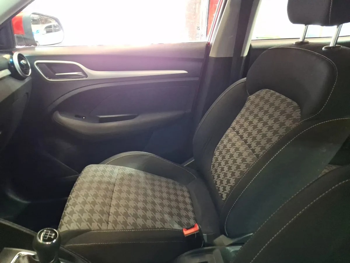MG Mg Zs 1.5 Std 4x2 Mt 5p año 2023