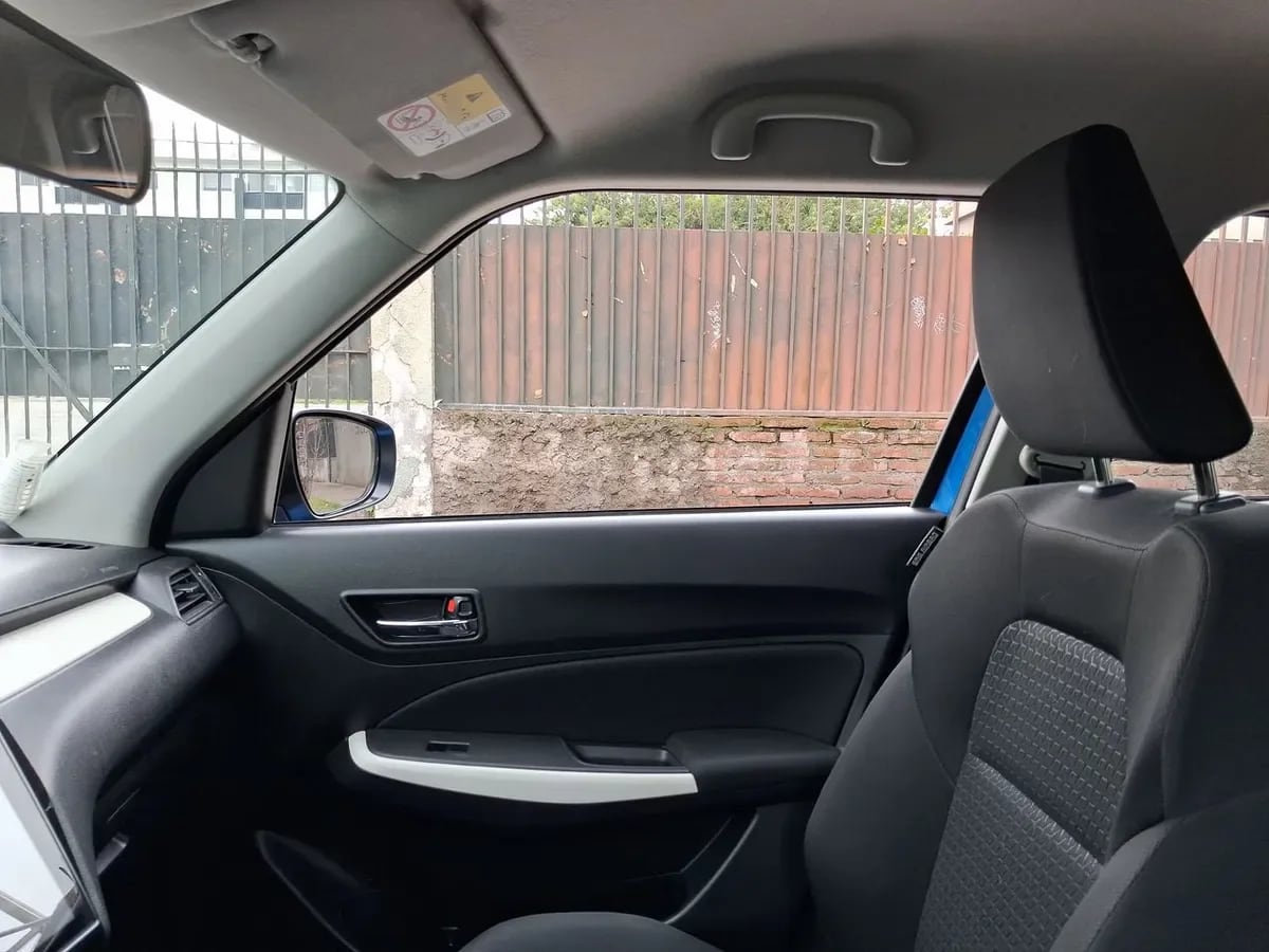 Suzuki Swift 1.2 Hybrid Plus 4x2 Hb Mt 5p año 2023