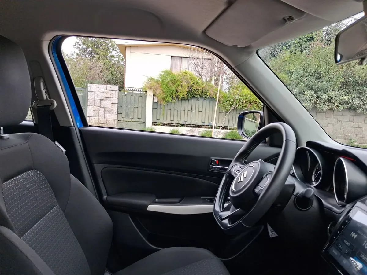 Suzuki Swift 1.2 Hybrid Plus 4x2 Hb Mt 5p año 2023