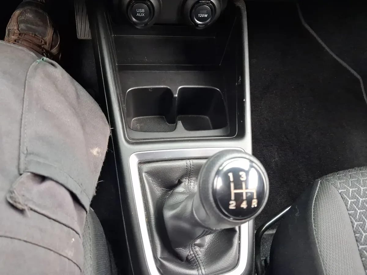 Suzuki Swift 1.2 Hybrid Plus 4x2 Hb Mt 5p año 2023