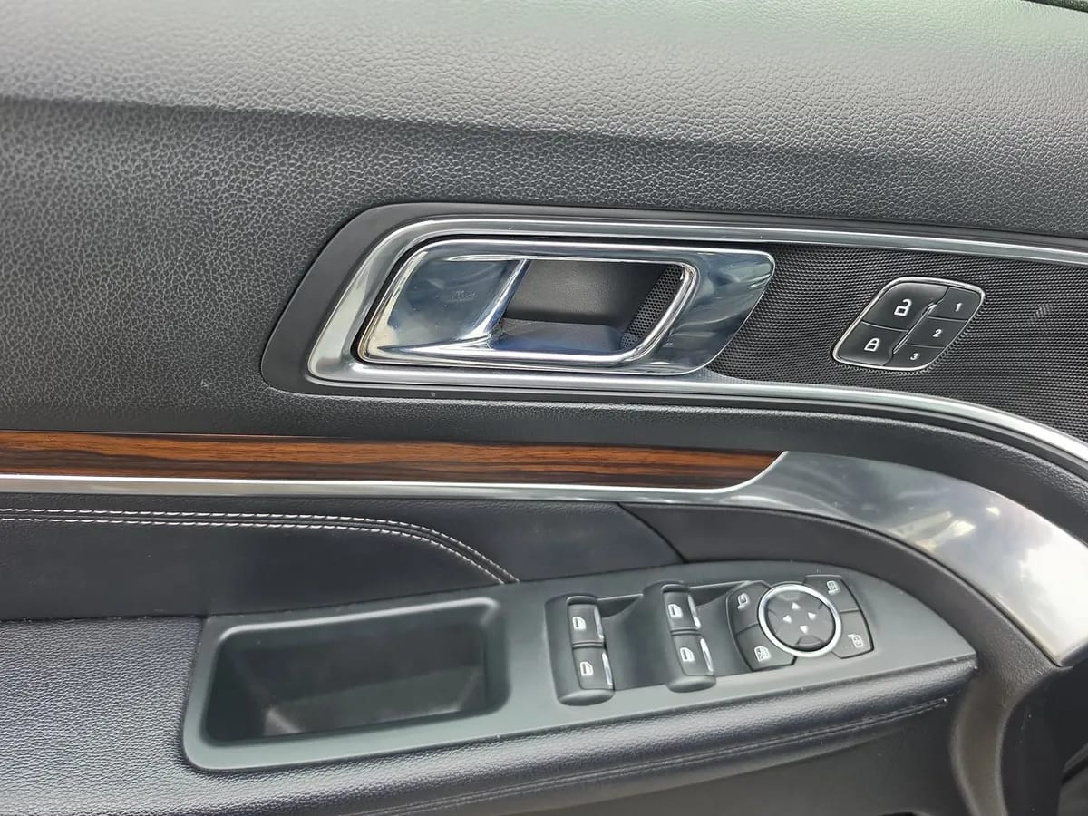 Ford Explorer 2.3 Limited Ecoboost 4x4 At 5p año 2019