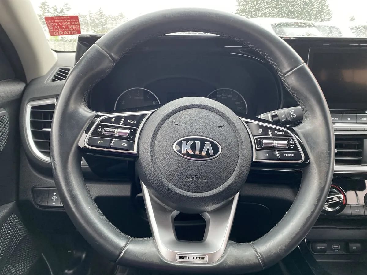 Kia Seltos 1.6 Ex 4x2 6at 5p año 2021