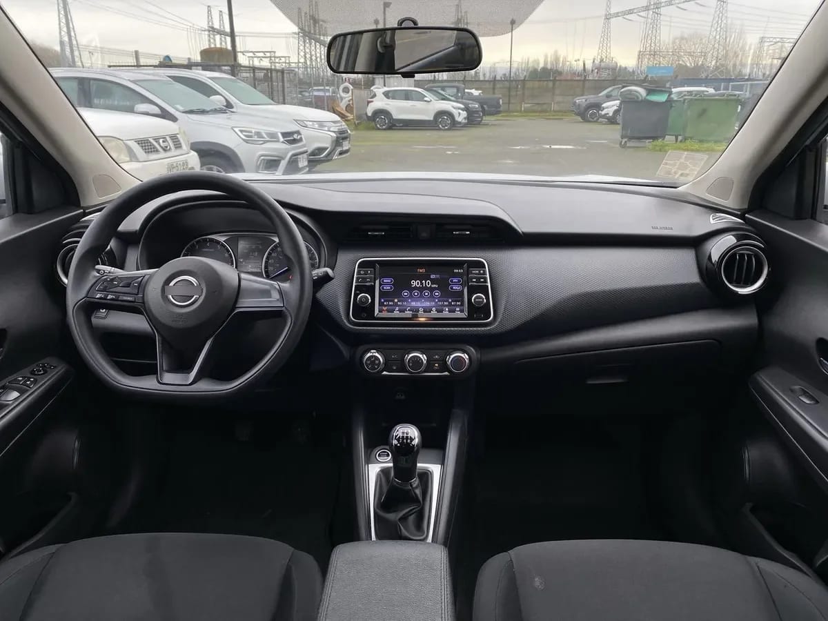 Nissan Kicks 1.6 Sense 4x2 Mt 5p año 2024