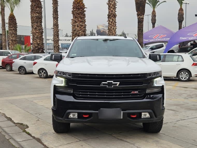 Chevrolet Silverado Silverado 5.3l Lt Tb At 4wd año 2022