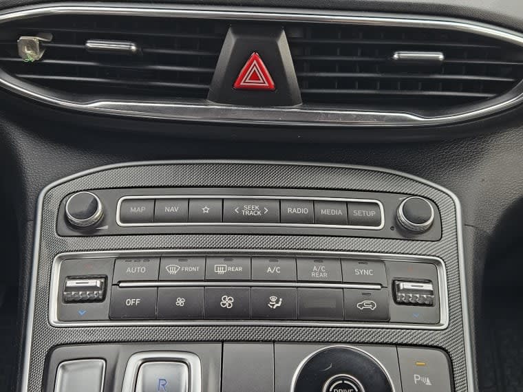 Hyundai Santa Fe Tm 4x4 2.5 Aut año 2022