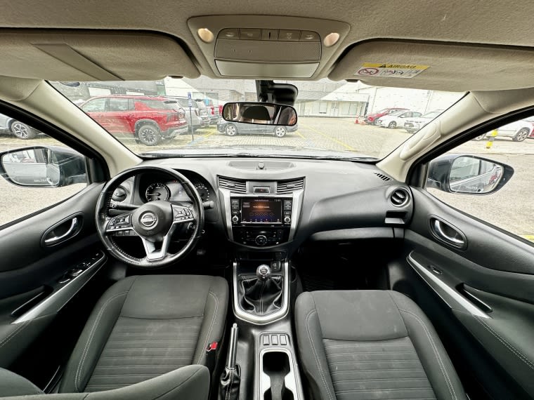 Nissan Navara 2.3 Dc Se Mt 4x4 Diesel año 2023