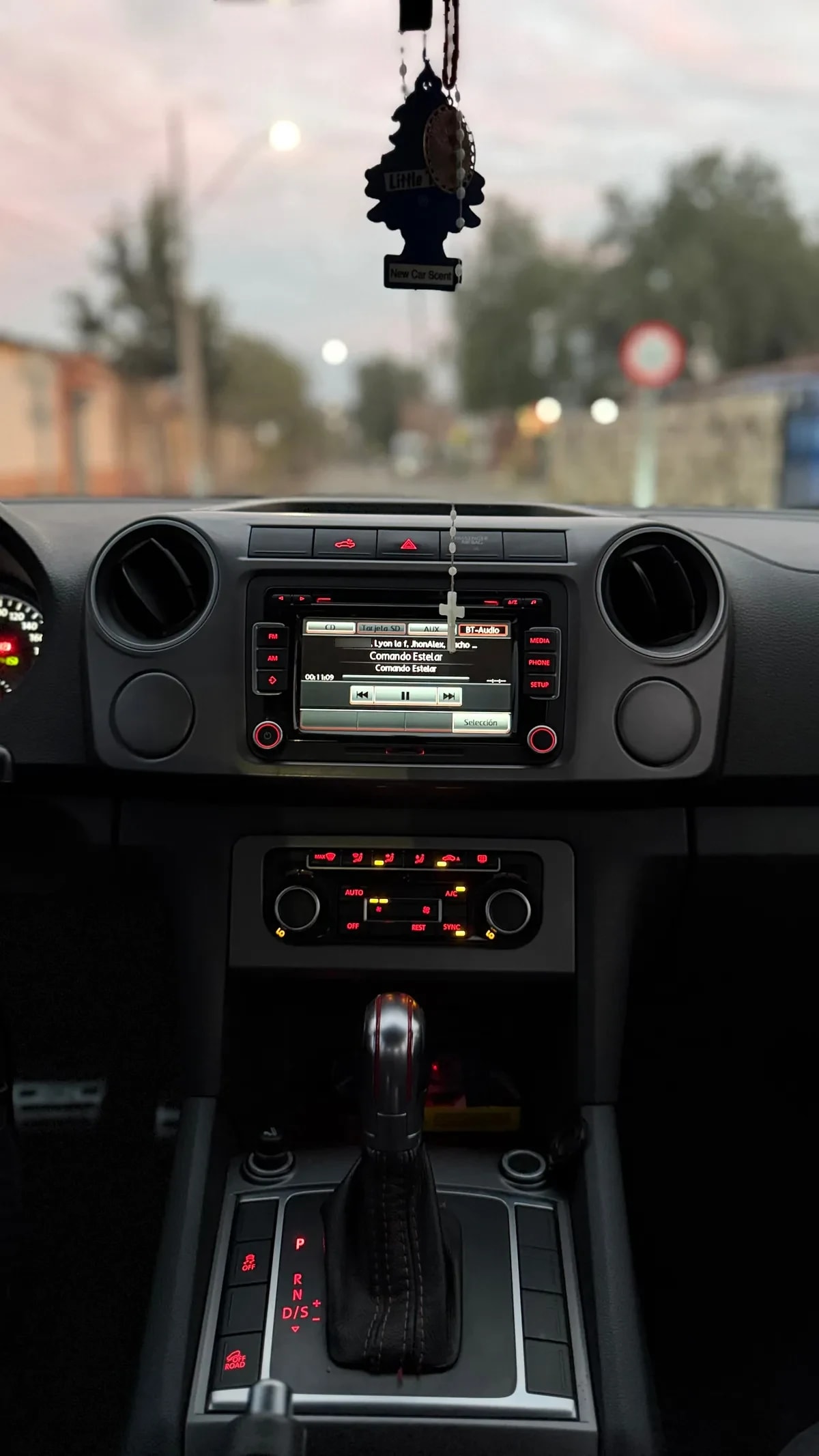 Volkswagen Amarok 2.0 Highline At8 4moti Diesel año 2016