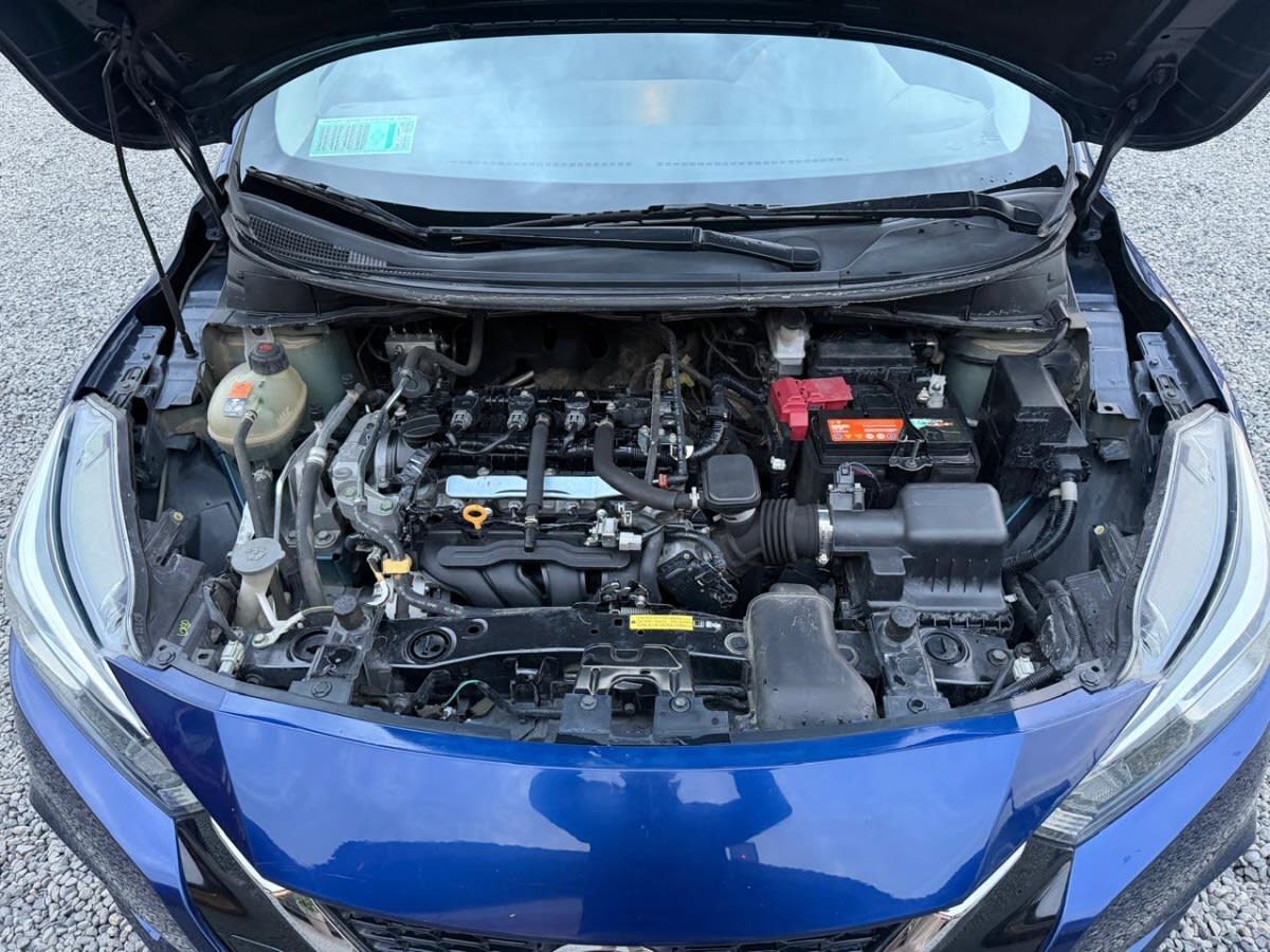 Nissan Versa Sense 1.6 Mt5 año 2022
