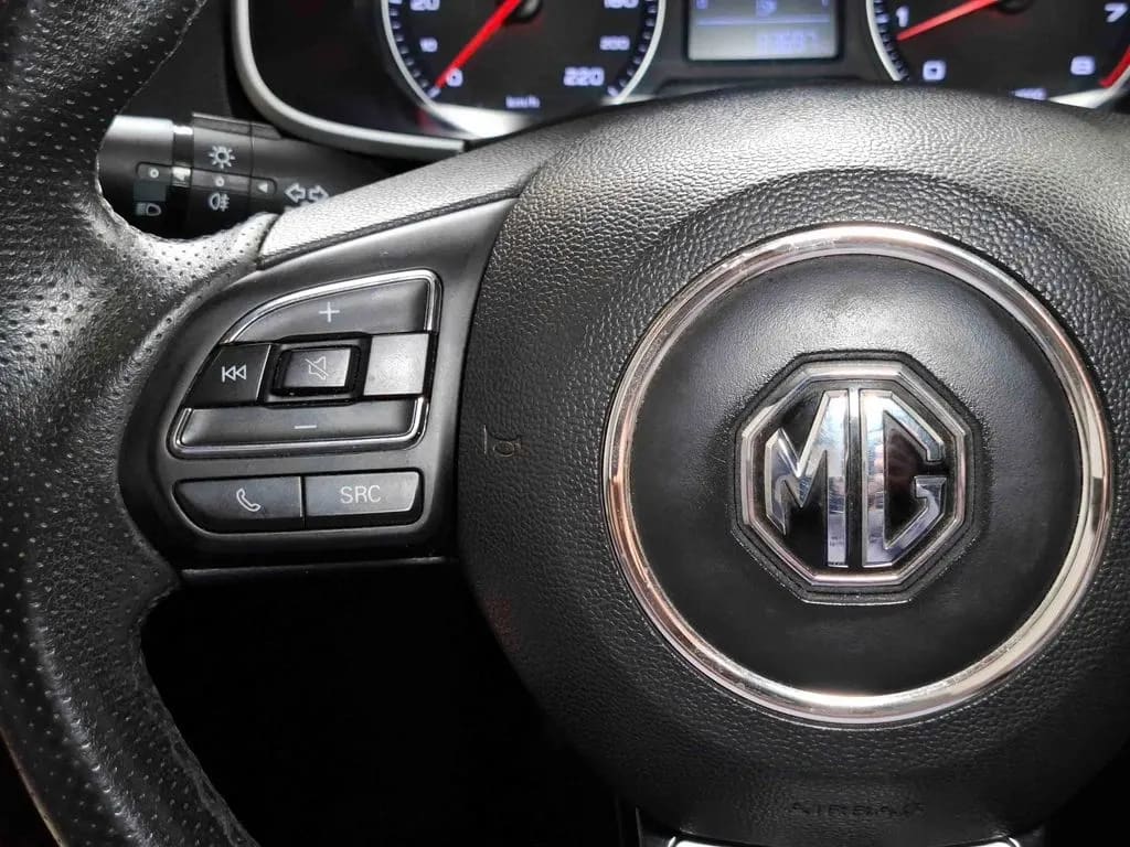 MG Zs 1.5 Std Mt año 2019