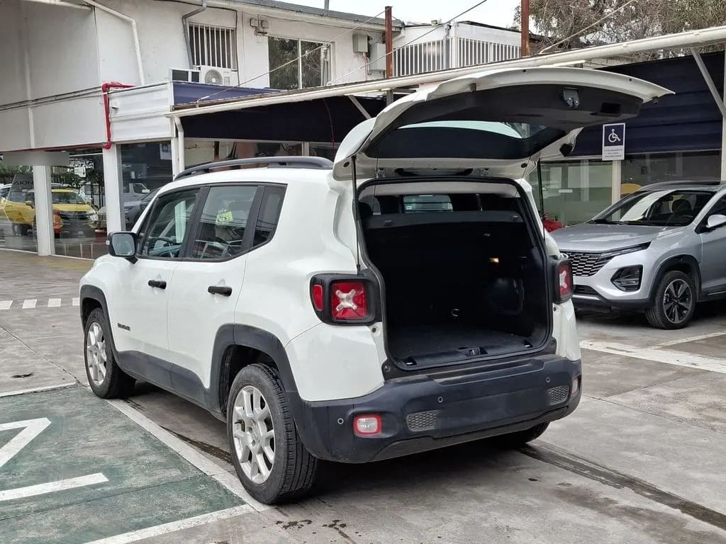 Jeep Renegade At 1.8 año 2022