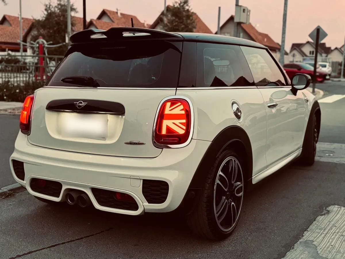 MINI F56 2.0 Jcw At año 2021