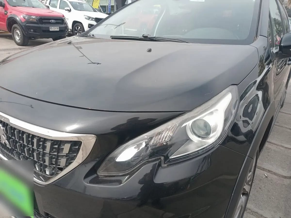 Peugeot 2008 1.5 Allure Bluehdi Diesel At 5p año 2019