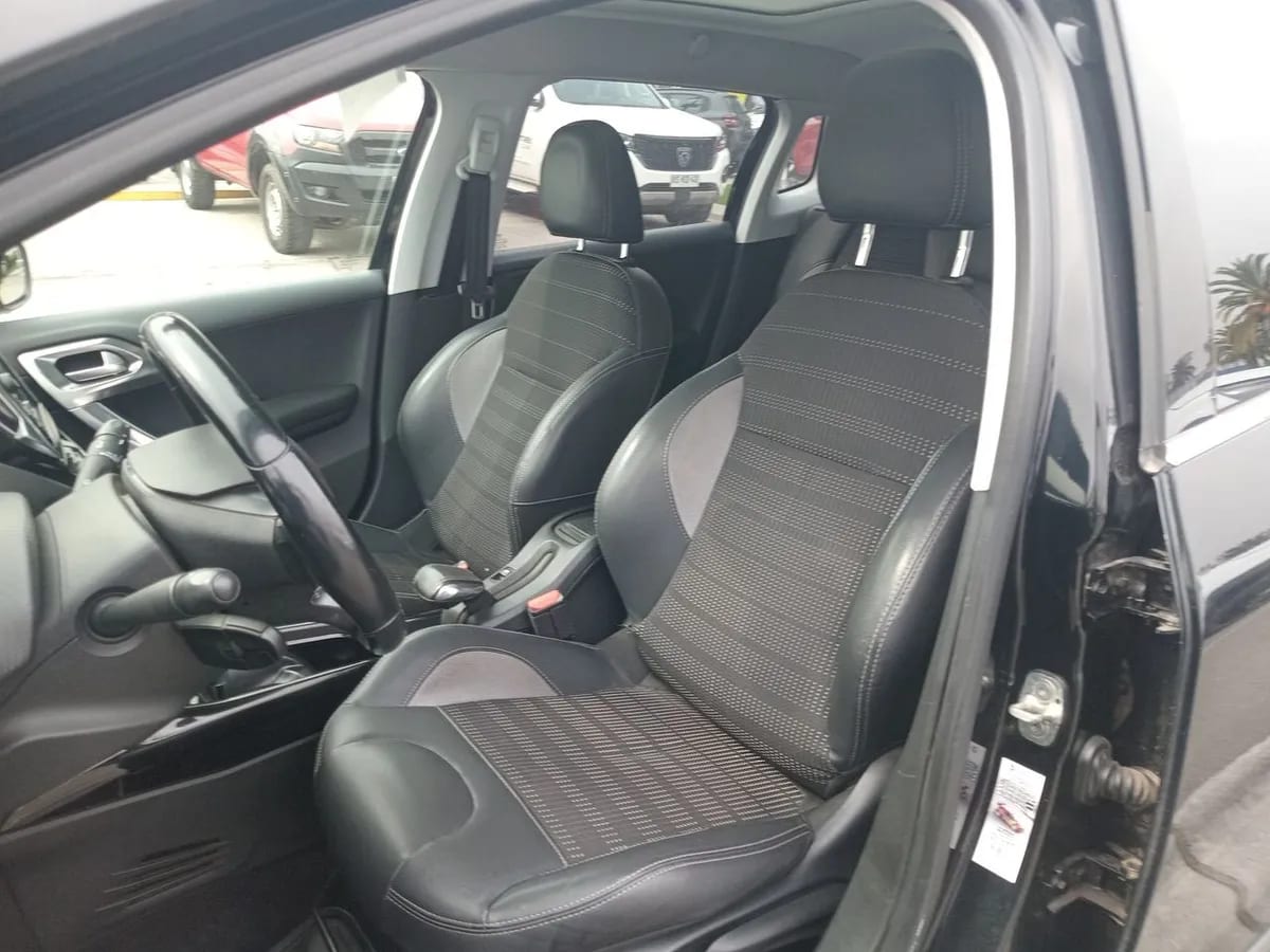Peugeot 2008 1.5 Allure Bluehdi Diesel At 5p año 2019