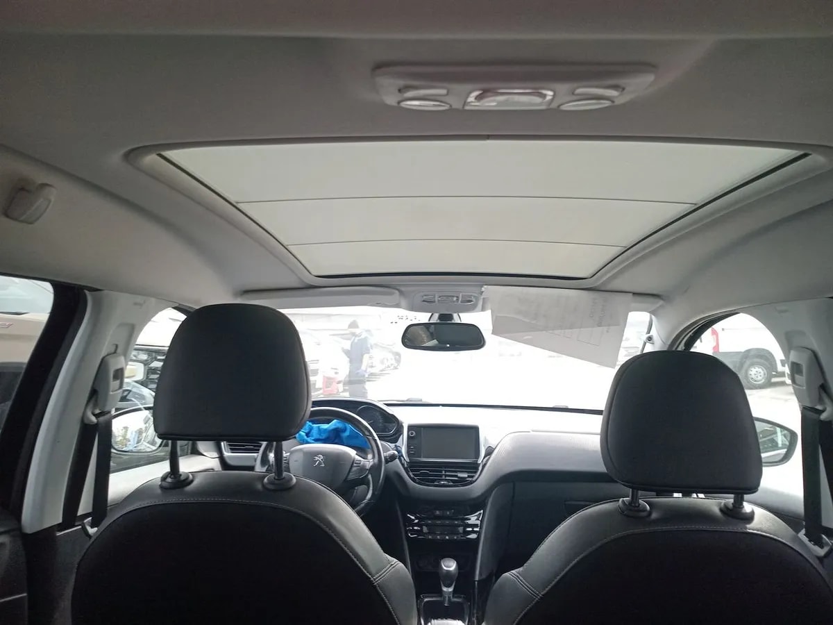 Peugeot 2008 1.5 Allure Bluehdi Diesel At 5p año 2019
