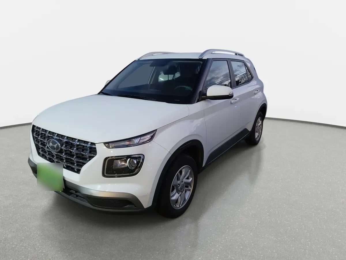 Hyundai Venue 1.6 Qx Plus 4x2 Mt 5p año 2023