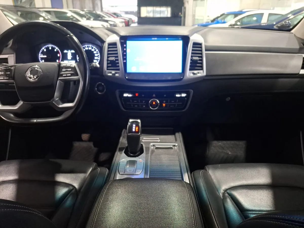 Ssangyong Rexton 2.2t Glx Diesel 4x2 6ab 8at 5p año 2023
