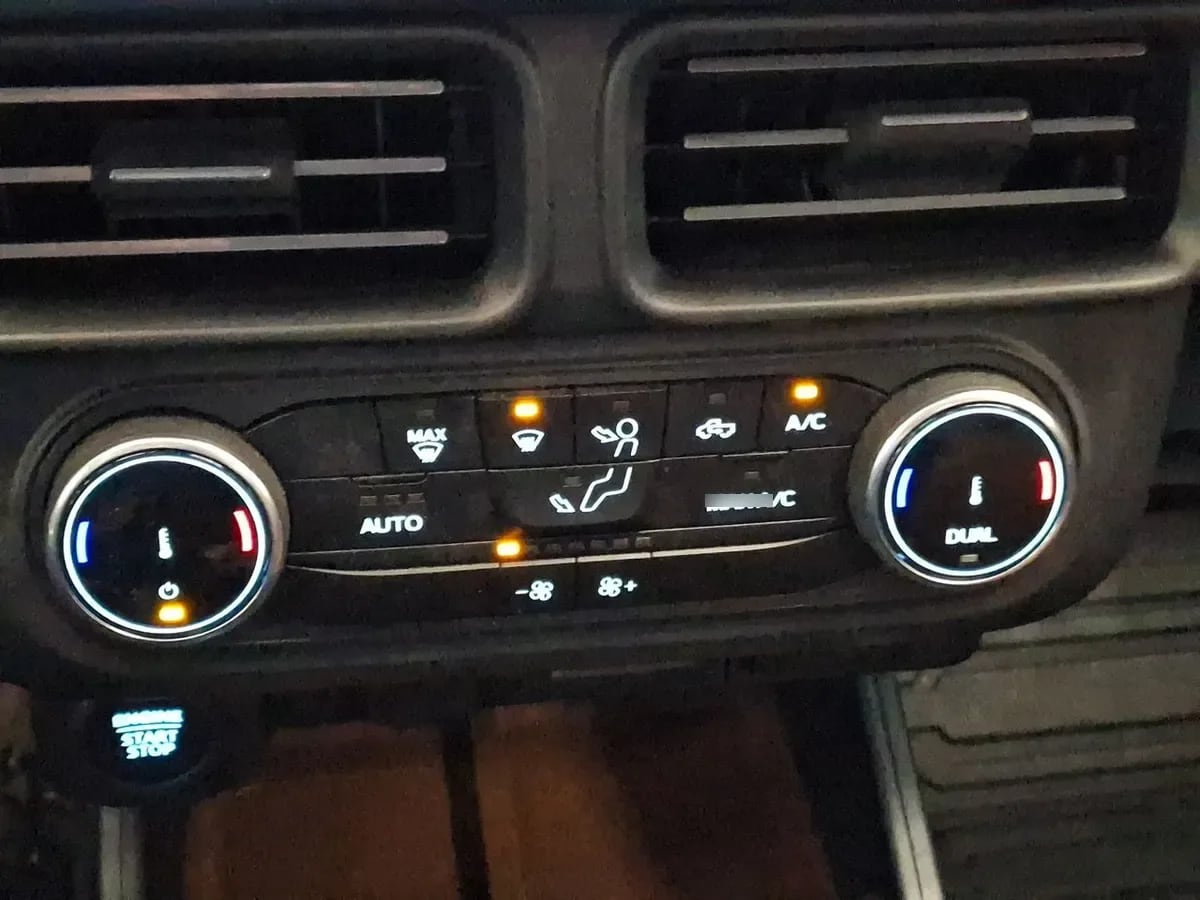 Ford Maverick 2.0 Lariat 4x4 At 4p año 2025
