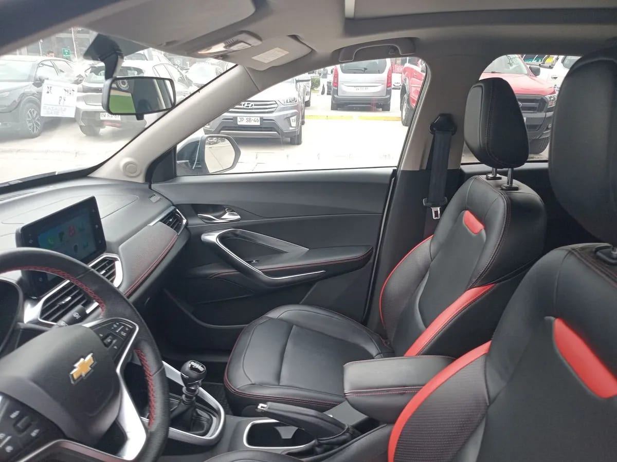 Chevrolet Groove 1.5 Premier P 4x2 Mt 5p año 2024
