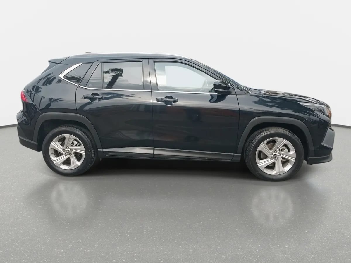 Toyota Yaris Cross 1.5 Xi 4x2 5mt 5p año 2025