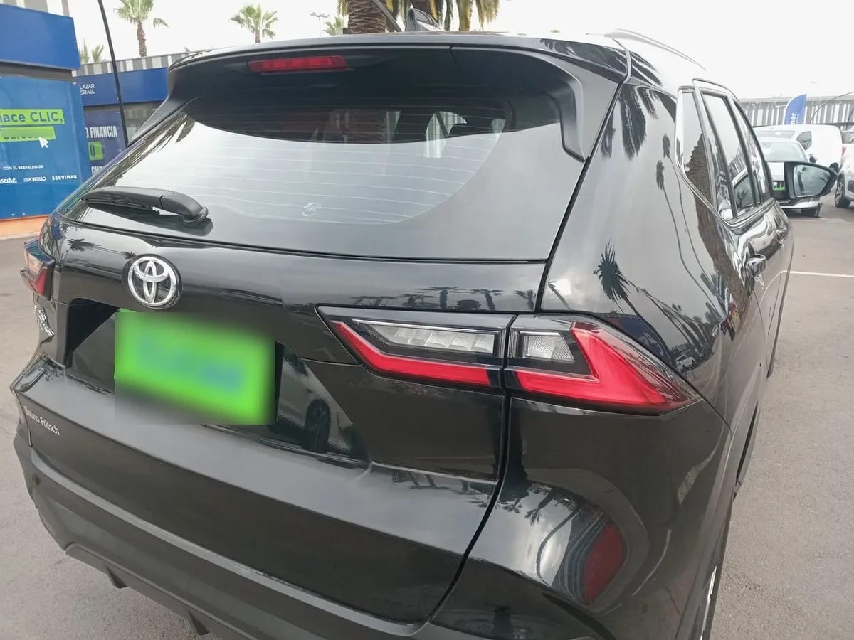 Toyota Yaris Cross 1.5 Xi 4x2 5mt 5p año 2025